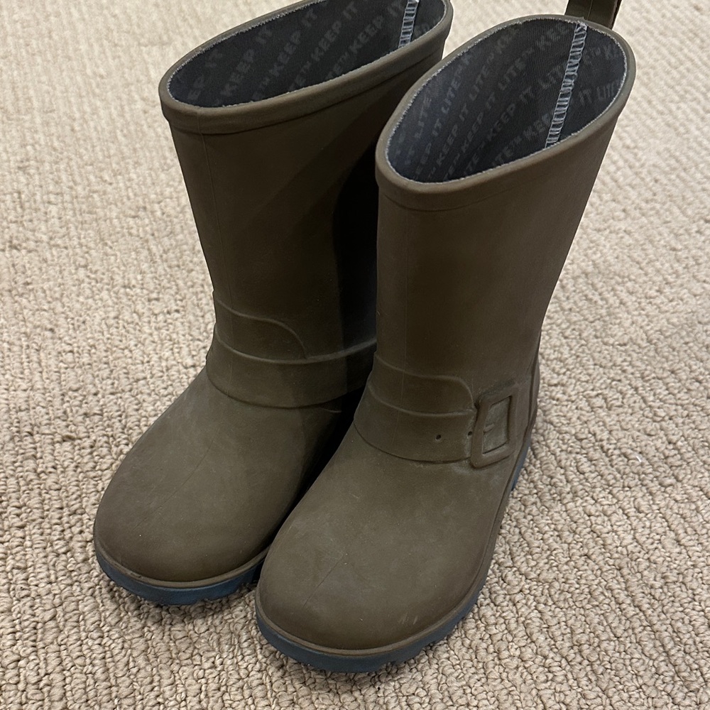 Native Kids Size c10 rain boot brown waterproof